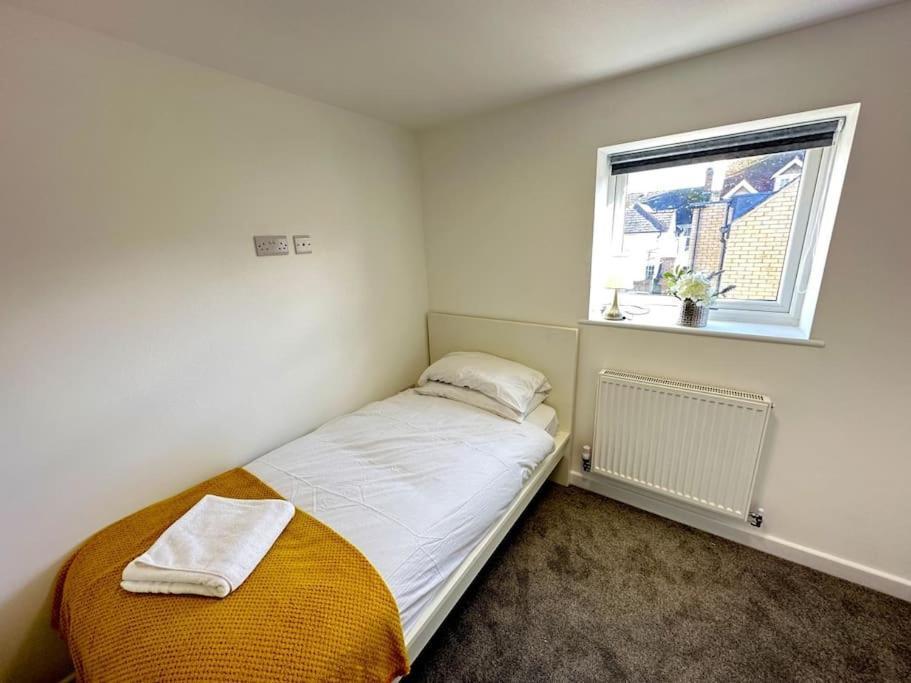 Charming New 2Br Detached House-Central Headington- Wi-Fi, Netflix, Top Location Oxford Exterior photo